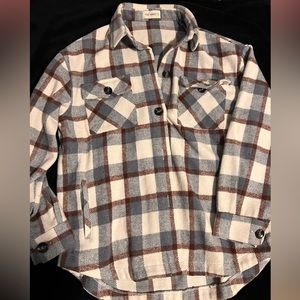 Women’s plaid shacket